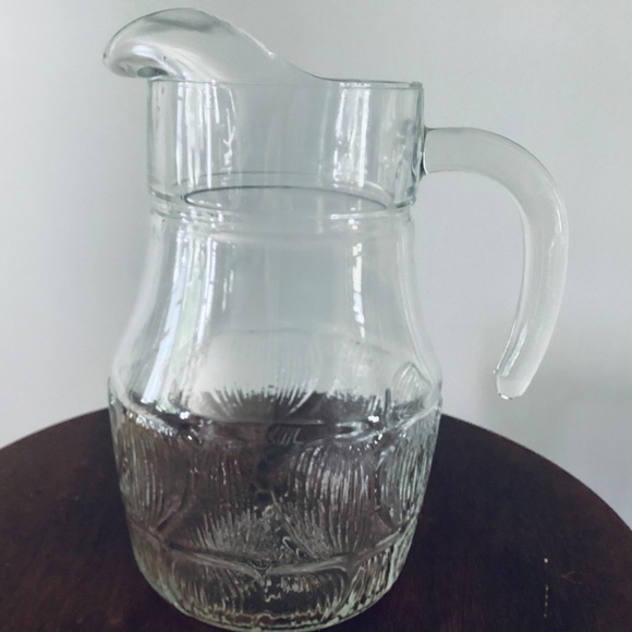 Vintage Pressed Glass Pitcher, Clear glass pitcher, 1960s retro pitcher - Picture 2 of 7